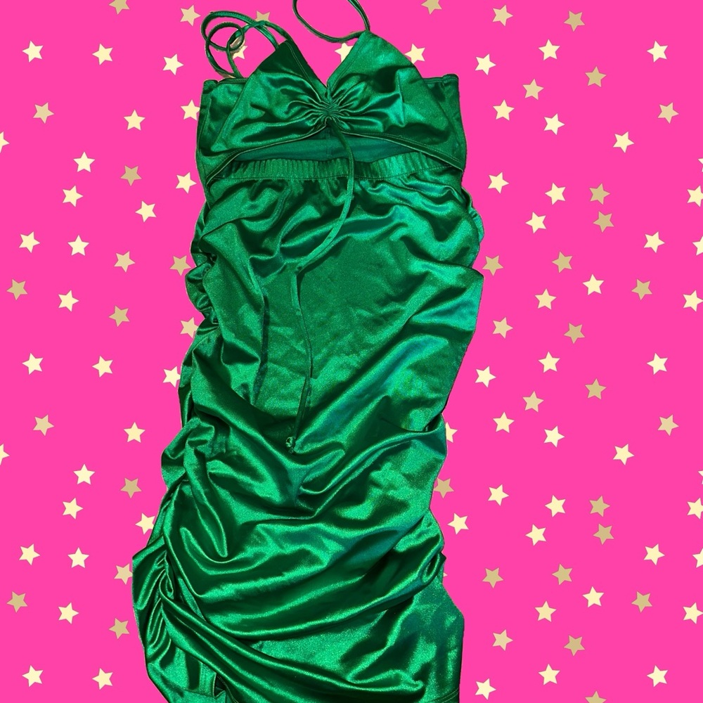 Minette Bodycon Green dress with open front.